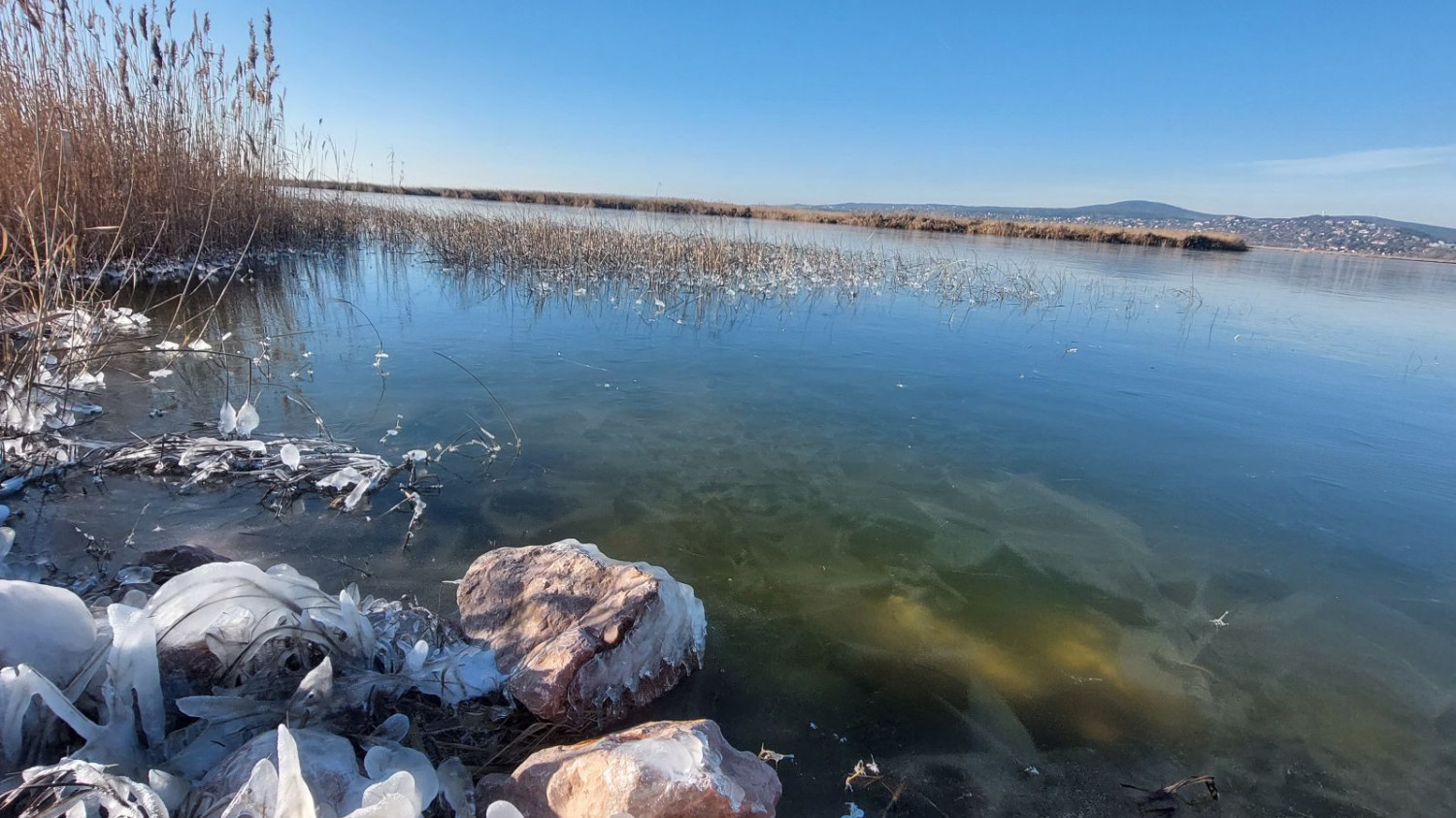 Befagyott a magyar tó, fontos figyelmeztetés érkezett