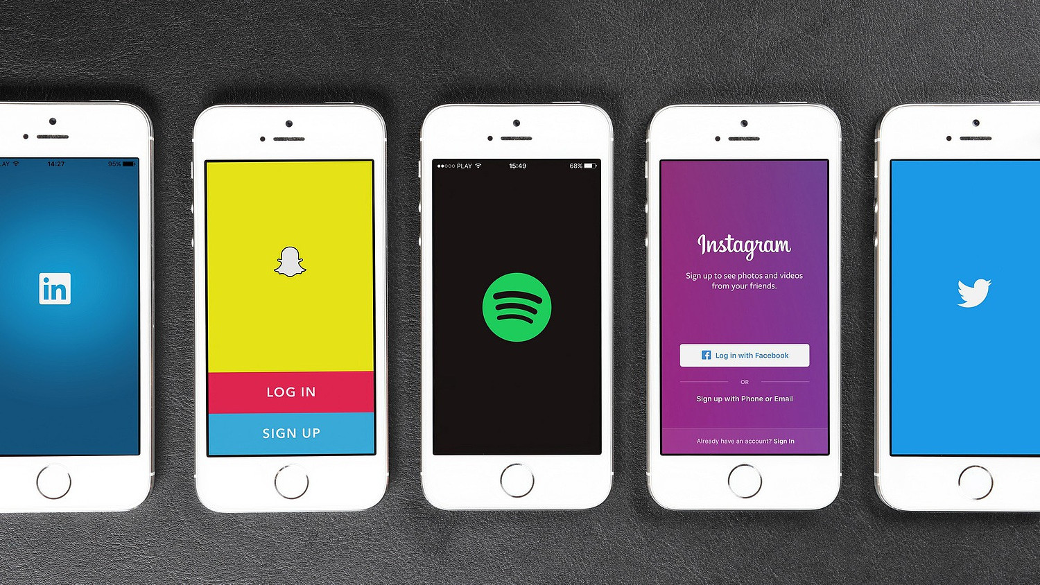 Itt az újabb ország, ahol eltilthatják a fiatalokat a közösségi médiától