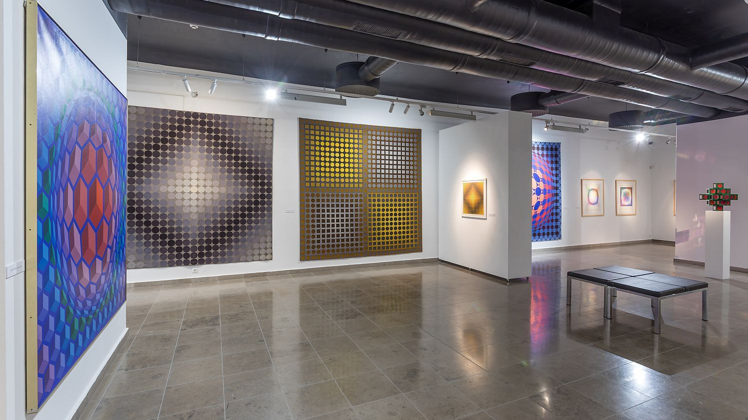 Victor Vasarelytől drMáriásig – Kihagyhatatlan tavaszi kiállítások országszerte