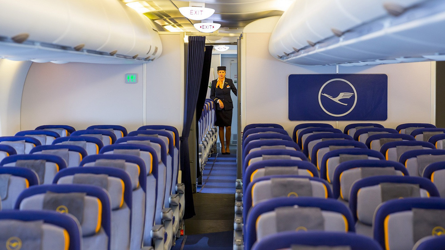 Betelt a pohár Ferihegyen: fizetés nélkül hagyott több száz magyar munkavállalót a Ryanair