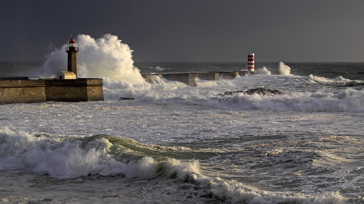 Magyarországot is megtépi a XXI. század legsúlyosabb válsága: nagy mértékű gazdasági csapás jöhet, ha nem lépünk időben