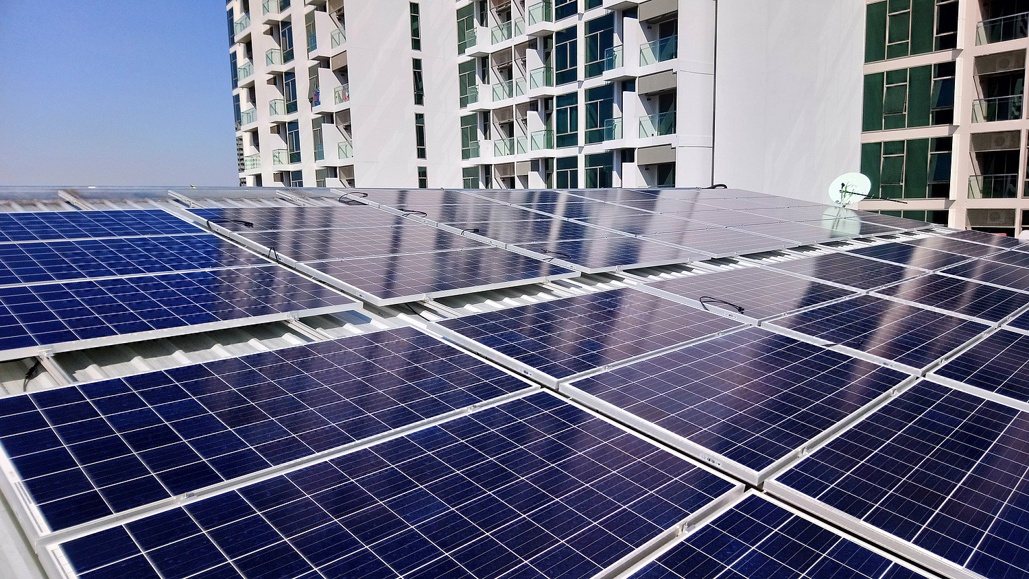 Önkormányzatok, cégek, lakóközösségek: miért ne termelhetnék közösen az áramot?