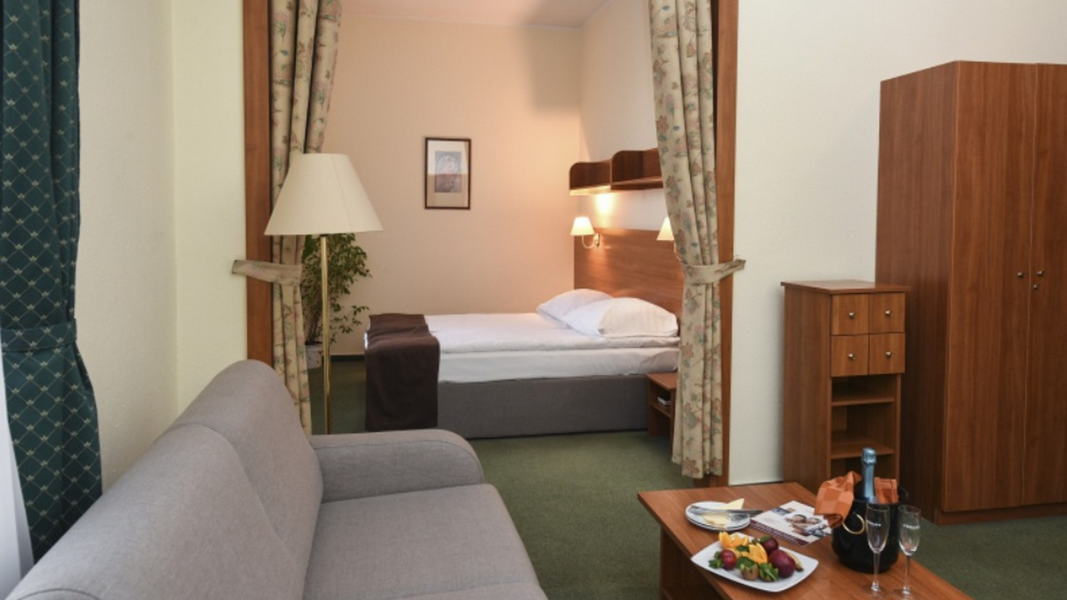 Osztrák szállodákat adott el a Hunguest Hotels