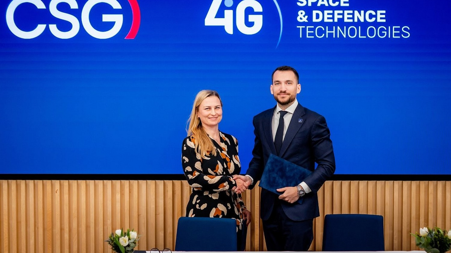 Aláírta a szerződést a 4iG:  cseh védelmi óriás száll be a magyar fegyvergyártásba, új magyar gyár is épülhet