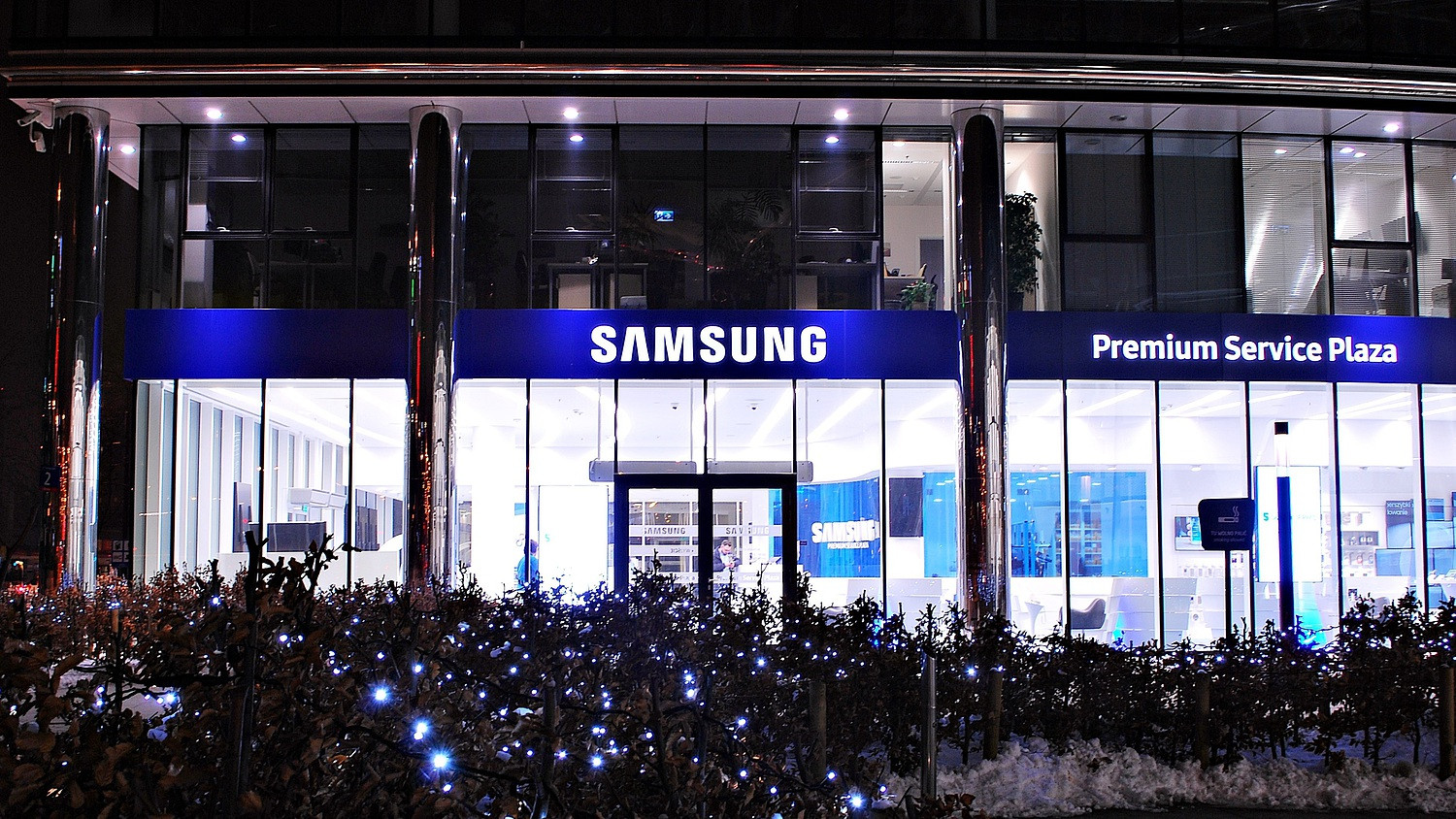 Most kezdhetnek igazán terjedni a hajlítható telefonok – Forrás: Portfolio.hu