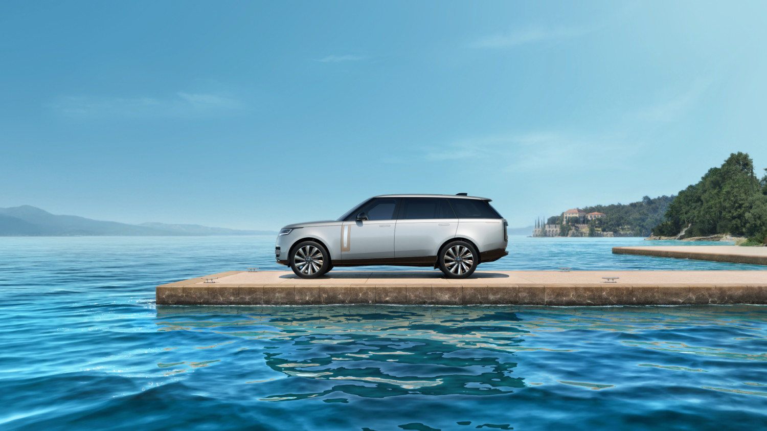 Így vesznek autót a szupergazdagok - Szardínián megnéztük, hogyan csábítja el őket a Range Rover