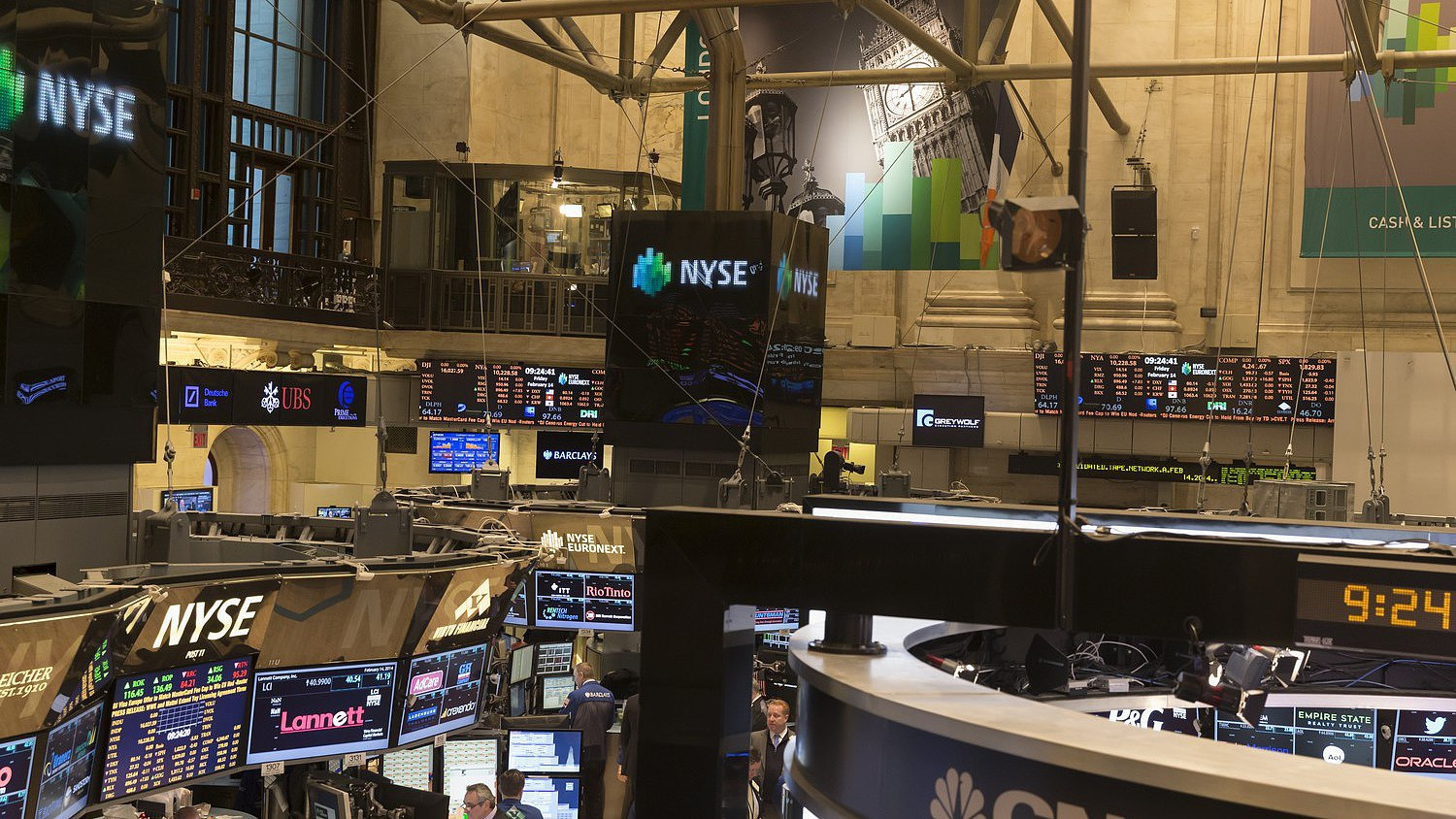 Hol lehet kereskedni a hosszú hétvégén?