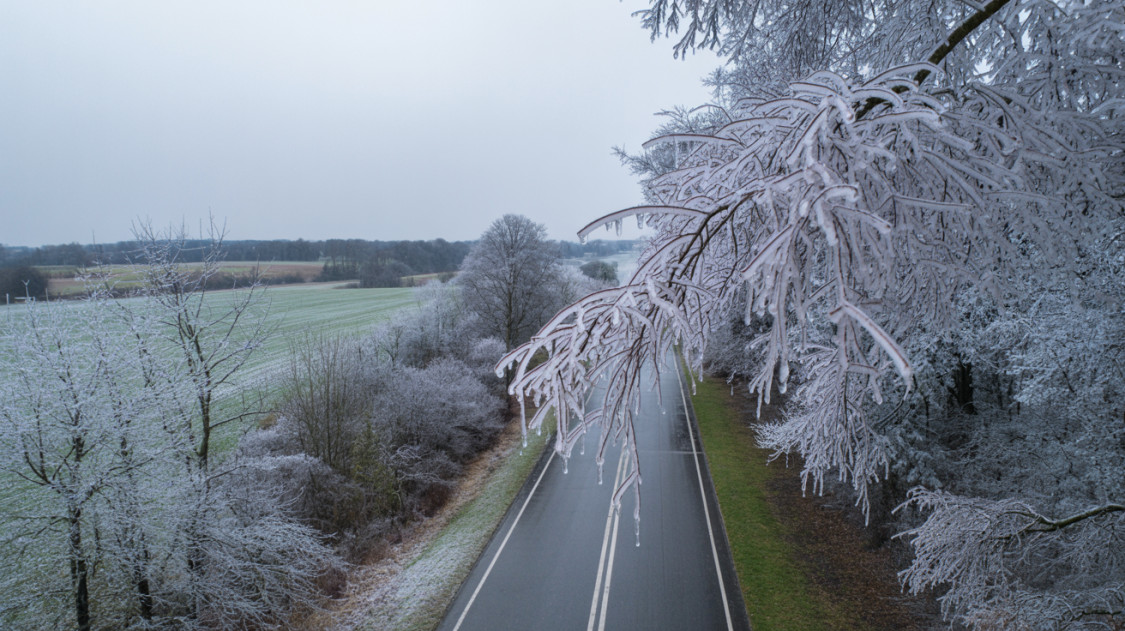 Távozik az ónos eső, kezdődik a felmelegedés: egyes helyeken már-már tavaszias az idő
