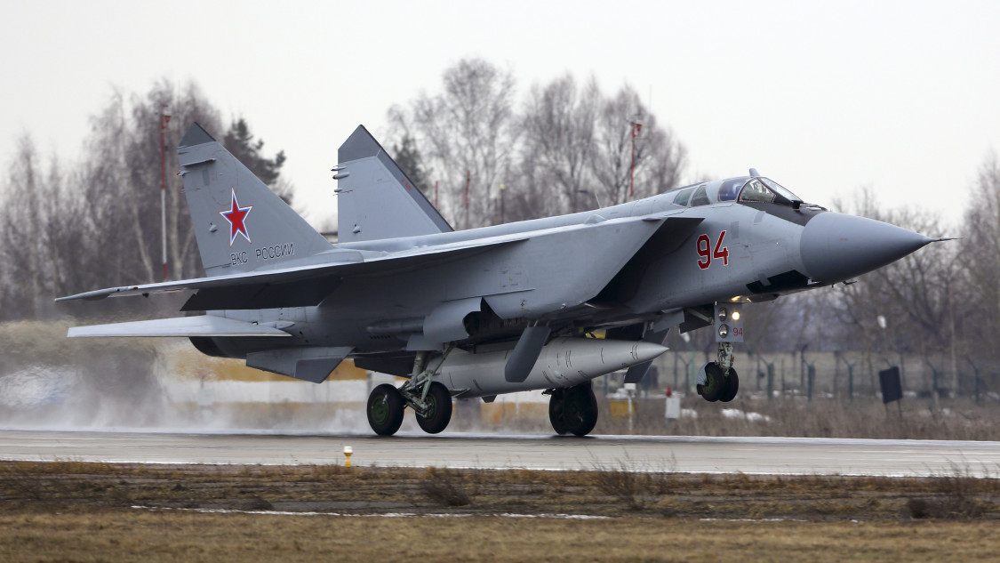 orosz-ukran-haboru-konfliktus-katona-tu-22-hiperszonikus-raketa-kindzsal-kinzsal-repulo-legie-530495.jpg