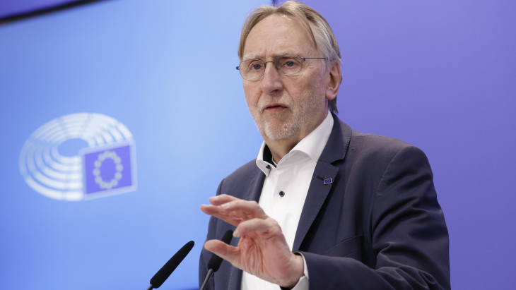 Nem ültek fel az amerikai fenyegetésnek, de ez még sokba kerülhet az EU-nak