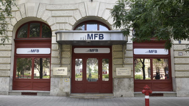 MFB: Megkapják a pénzt a megfelelő cégek, de előbb ellenőrzik az új vezetést