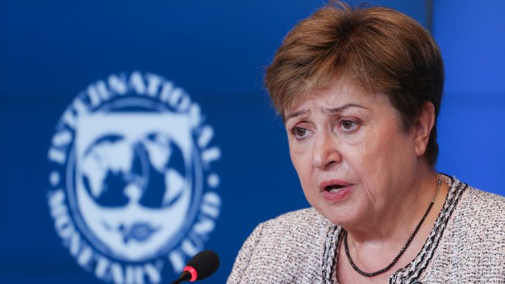 Kongatja a vészharangot az IMF - hatalmas inflációt hozhat az iráni háború elhúzódáa