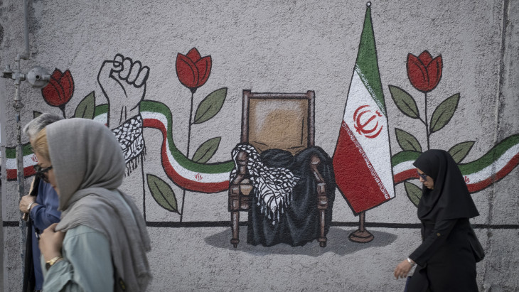 Megtörte a csendet a merényletben megsérült Hámenei, egyből követeléssel állt elő az iráni despota