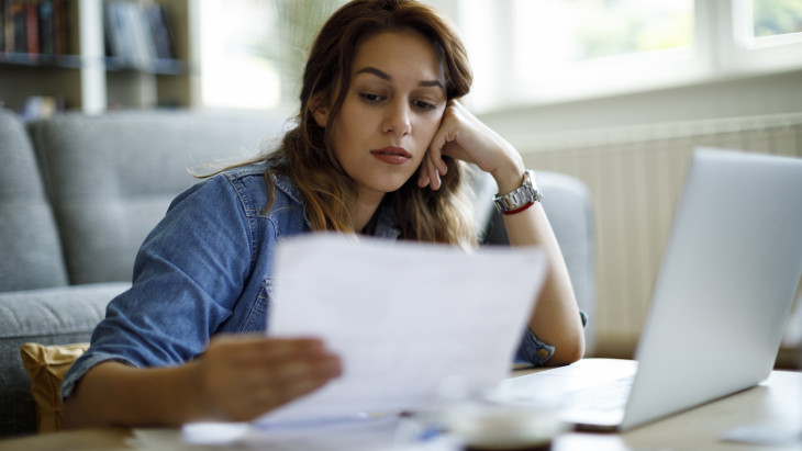 Hamarosan megérkezik a levél: kiderül, ki járhat jobban, ha másik számlacsomagot választ