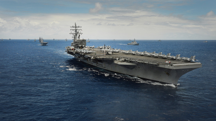 Küszöbön a háború: Amerika elkezdte az evakuációt, bármikor megindulhatnak a bombázók