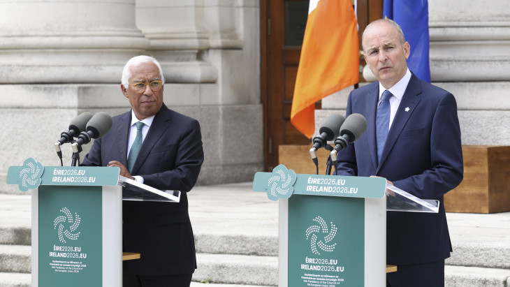 Ki kell mondani, honnan vennének el pénzt – Írország kompromisszumra sürgeti az EU-tagállamokat