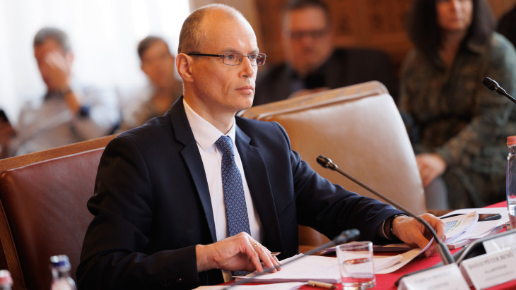 Elárulta az MNB alelnöke, miért hasznos a teljes gazdaság számára az euróbevezetés követelményeinek elérése