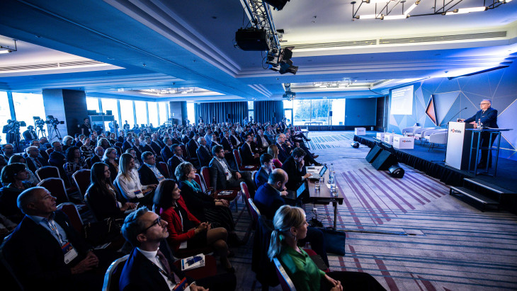 Az extra early bird ár néhány napon belül a múlté a gazdaság csúcsvezetőit  felvonultató Portfolio Budapest Economic Forum 2025-re
