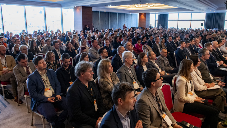 AI a javából − Lépjen szervezetével szintet a szakma csúcsrendezvényén szerzett információkkal!