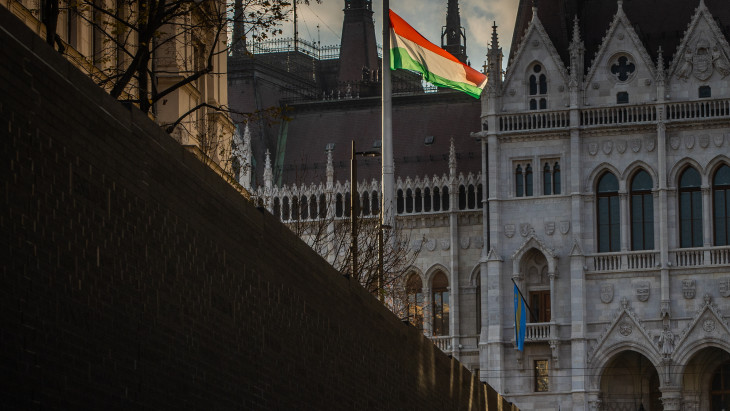 Vészjósló jóslatot mondott Magyarországról a hitelminősítő: súlyos válság kopogtathat az ajtónkon