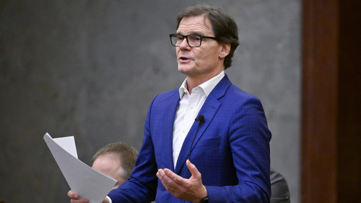 Újabb fideszes politikus döntött úgy, hogy nem veszi fel a mandátumát