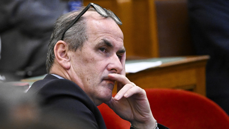 Hegedűs Zsolt szigorú iránymutatást tett közzé az orvosoknak