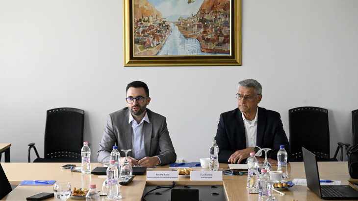 Nyári járattörlésekre figyelmeztet a HungarControl vezérigazgatója, már most nagy a forgalomkiesés