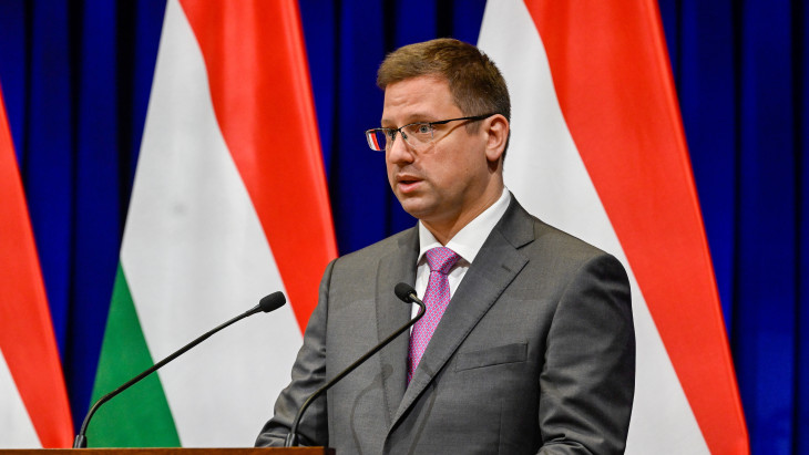 Figyelem, meglepő bejelentés jött a 14. havi nyugdíj folyósításáról