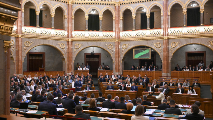 Tisza-kormány: érkeznek a bejelentések, rendkívüli ülést hívtak össze