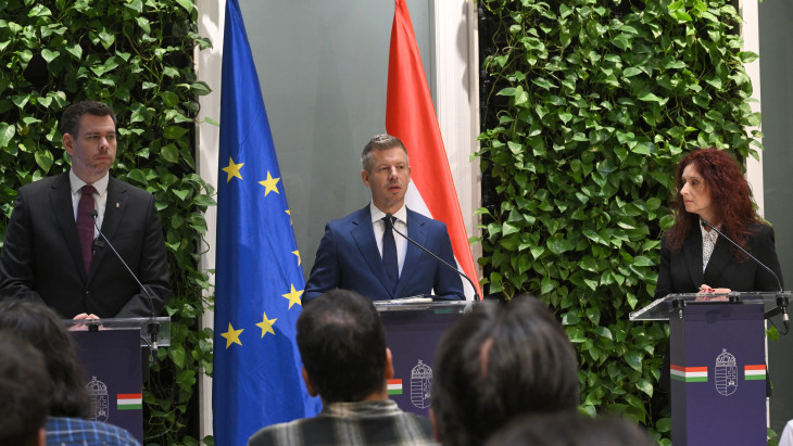 Nagy bejelentésekre készül a kormány: az autópálya-koncesszió és vagyonadó is terítékre kerülhet