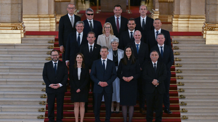 Magyar Péter bejelentette, milyen azonnali lépésekre készül a Tisza-kormány az első ülésén