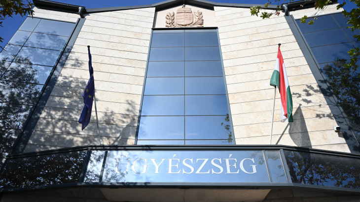 Megszólalt a főügyészség az MNB-ügyben - Kiderült, miért intézkedtek