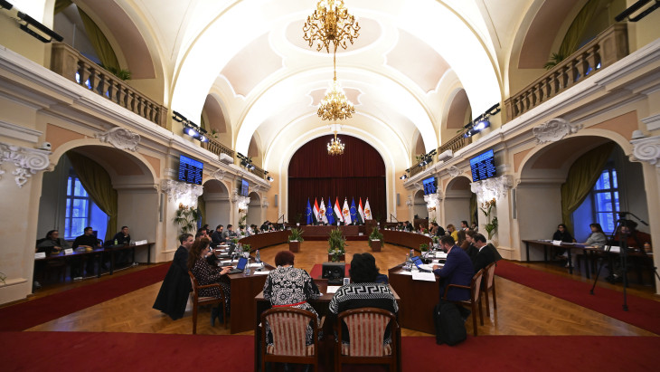 Üres a budapesti kassza, áll a bál az egyik legnagyobb fővárosi cég körül