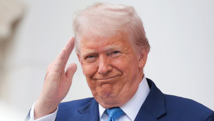 Fordulat: zöld utat adtak Trumpnak – Belenyúlhat a választásba, de még nincs vége a játszmának