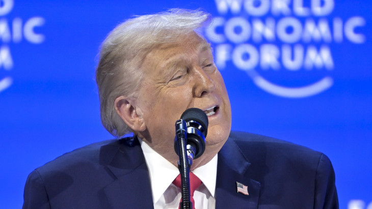 Nem csatlakozik Trump Béketanácsához Magyarország szomszédja – Meg is indokolták, miért