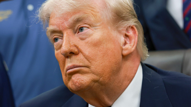 Kiszivárgott: Trump a támadás előtt titokban üzent az Egyesült Államok legnagyobb ellenségének