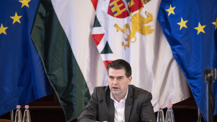 Létszámstop, kötelezettségvállalási stop, fizetési halasztás: vészfékezésbe kezdett a főváros, hogy októberben még tudjon bért fizetni