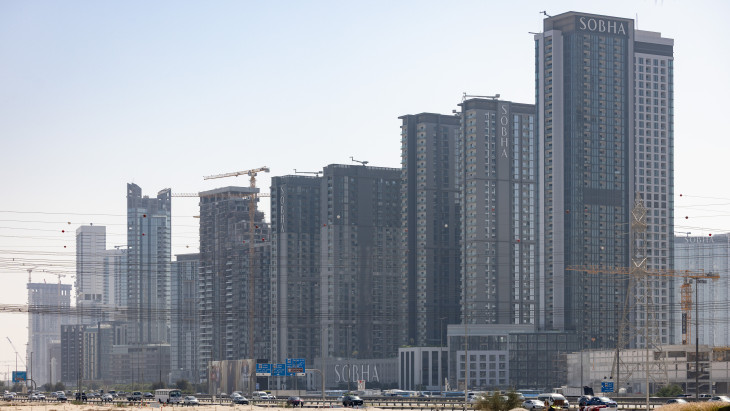 Megtört a lendület a dubaji ingatlanpiacon, visszaestek a tranzakciók, már vannak árengedmények