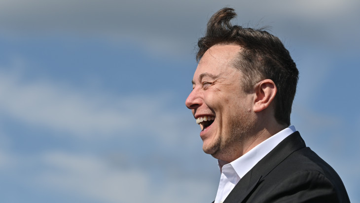 Egyesíthetik Musk gigacégeit - De kinek áll ez érdekében?