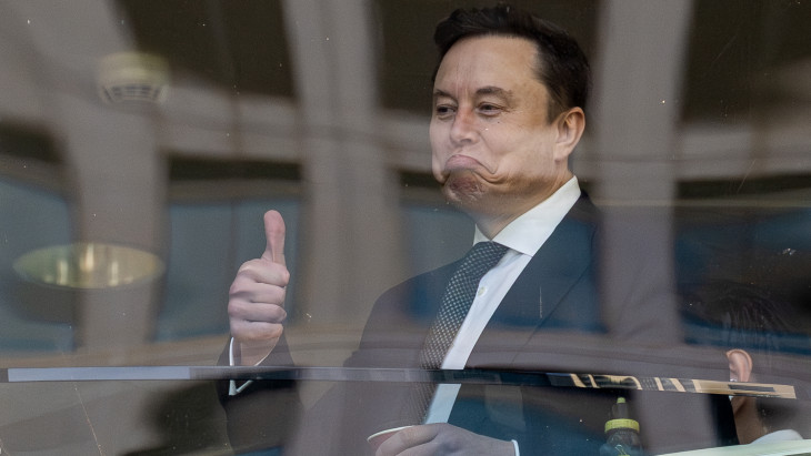 Még Elon Musk is posztolt a 4IG megaüzletéről