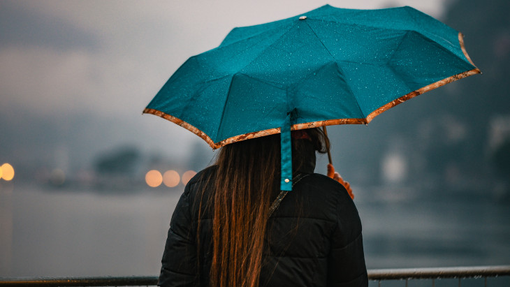 Itt a figyelmeztetés, újra támad az ónos eső!