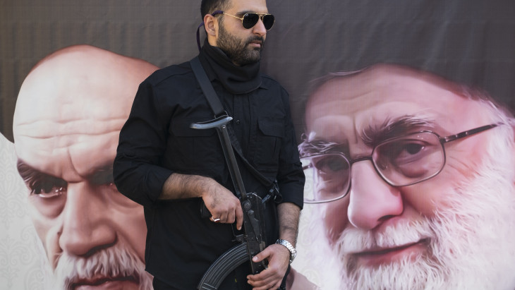 Titkos jelentés: szabadon járnak-kelnek Irán terroristának nyilvánított emberei az EU-ban