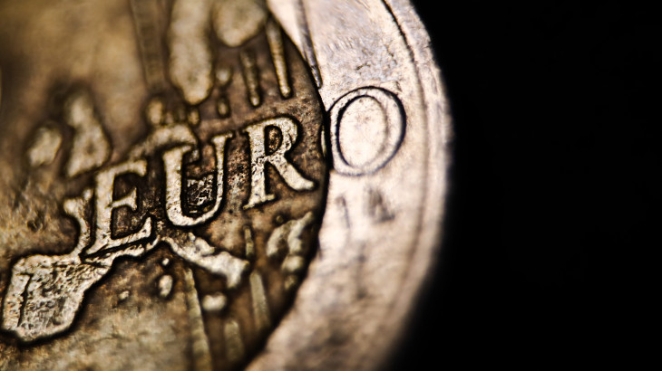 Ötpontos teszten kell átmennie Magyarországnak az euróhoz