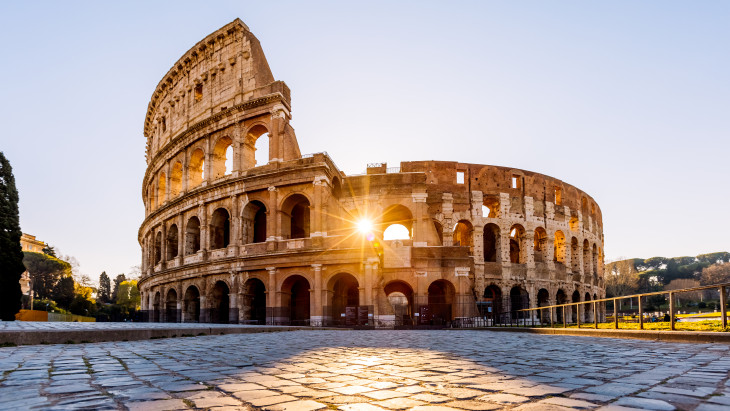 Biztonsági gyűrűt húznak a Colosseum köré, teljesen lebénul Róma pénteken