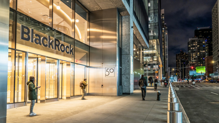 Bemondta a BlackRock, mit kell most csinálni az állampapírokkal