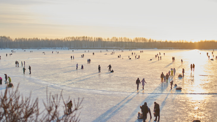 Órákon belül szibériai hideg tör be Magyarországra - Már lehet korcsolyázni a Balaton jegén