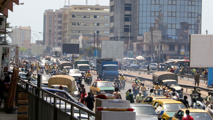 Katonai puccsot jelentettek be az állami televízióban, ám máris jött a csavar