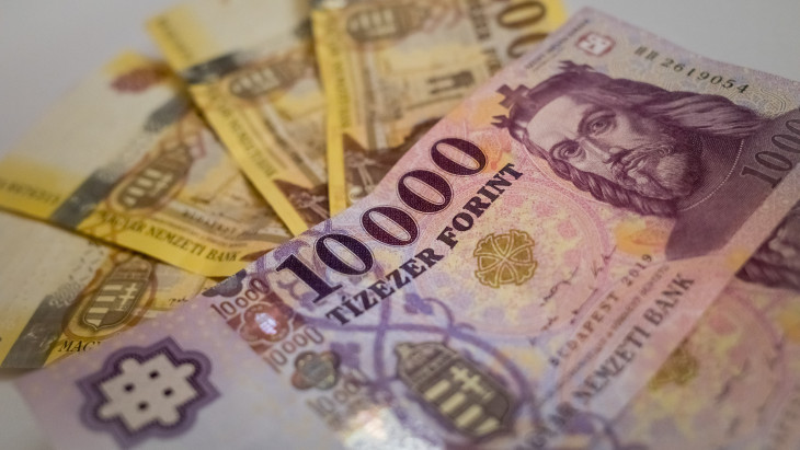 Gyengült a forint Varga Mihály szavai után