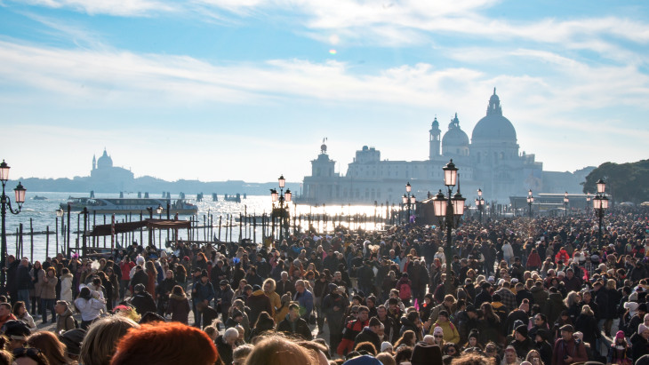 Kimondták, amit senki sem akart hallani: visszatérhetnek a járvány idején látott rendkívüli intézkedések