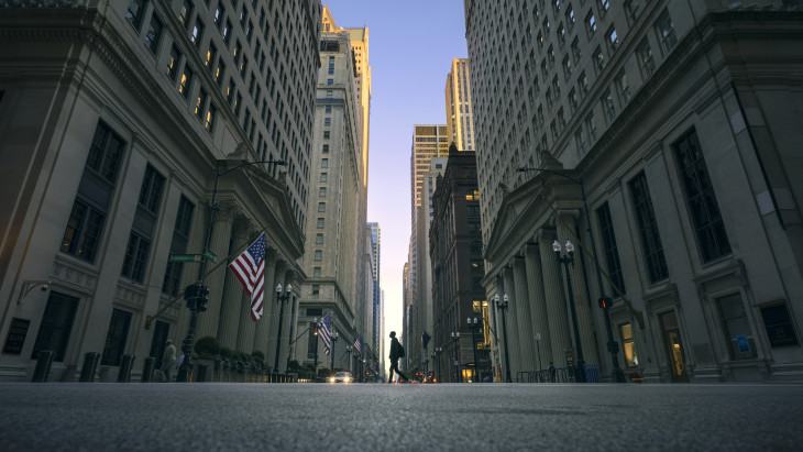 Háború, stagfláció, politikai nyomás: ilyen válságos helyzetben rég nem ült össze a Fed